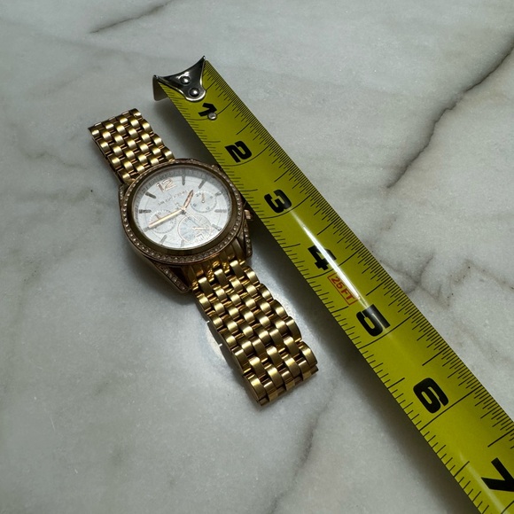 Michael Kors rose gold watch - Picture 5 of 7